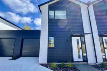 30B Hills Road, Edgeware