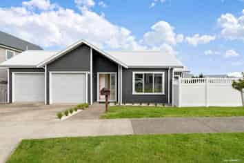 13 Cape Cod Drive, Gulf Harbour
