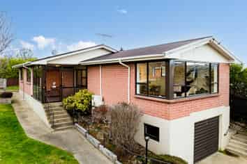258 Pine Hill Road, Liberton