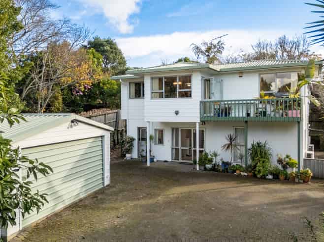 24 Fordham Street, Beach Haven