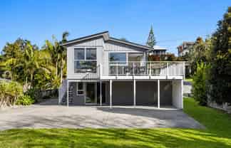 30 Rimu Road, Stanmore Bay