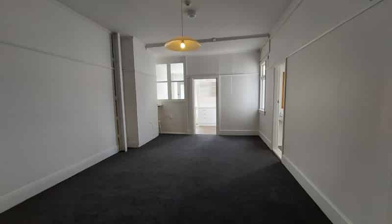 2/121 Jackson Street, Petone