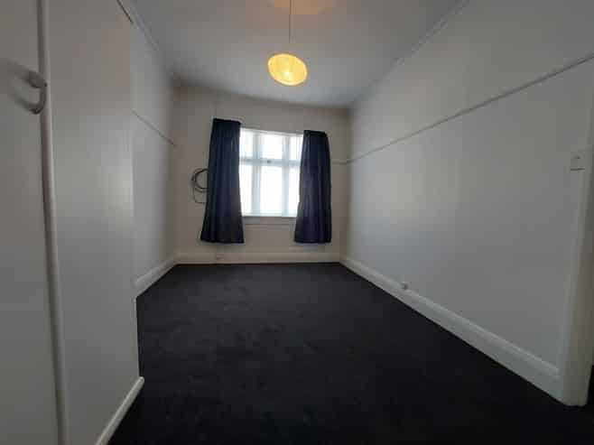2/121 Jackson Street, Petone