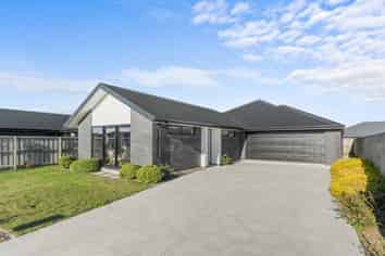 49 Westmoor Boulevard, Rolleston