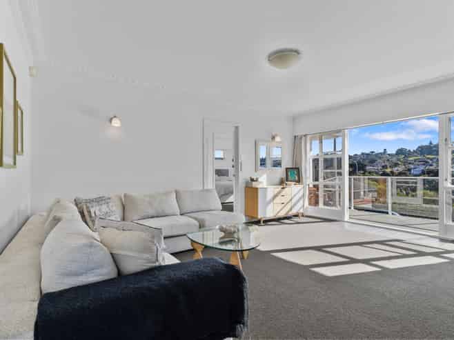 11A Queenstown Road, Hillsborough