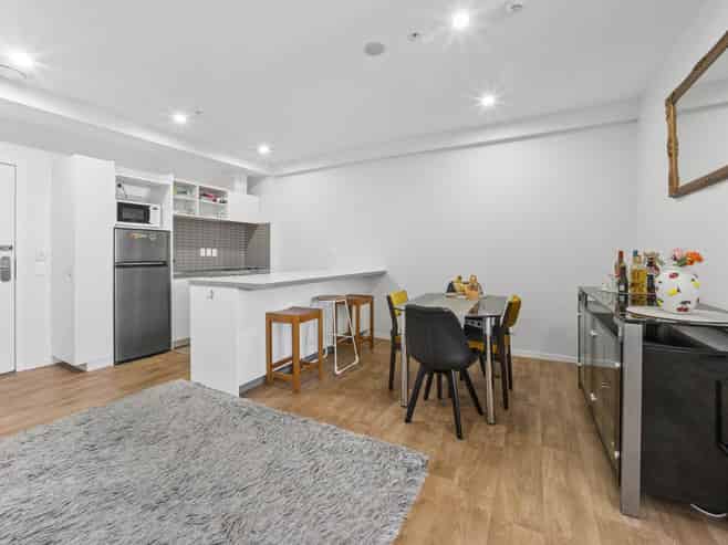 1211/20 McCrae Way, New Lynn