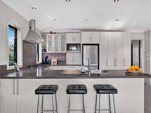 3 Northwood Avenue, Mahora