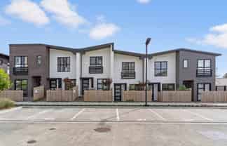 72/76/78/26 Rauemi Way, Te Atatu South