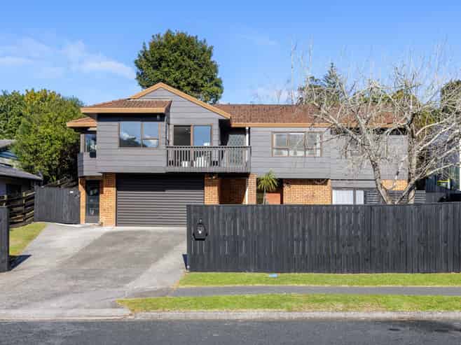 20 Sandiacre Way, Browns Bay