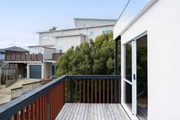 102A Glanmire Road, Newlands