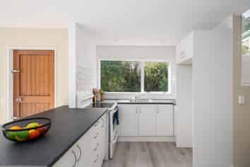 102A Glanmire Road, Newlands