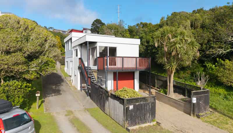 102A Glanmire Road, Newlands
