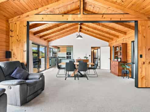 37 Pataua North Road, Whareora