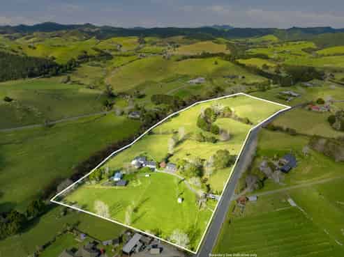 37 Pataua North Road, Whareora