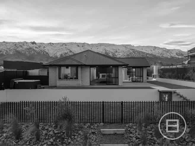 8 Pegasus Court, MOUNT PISA