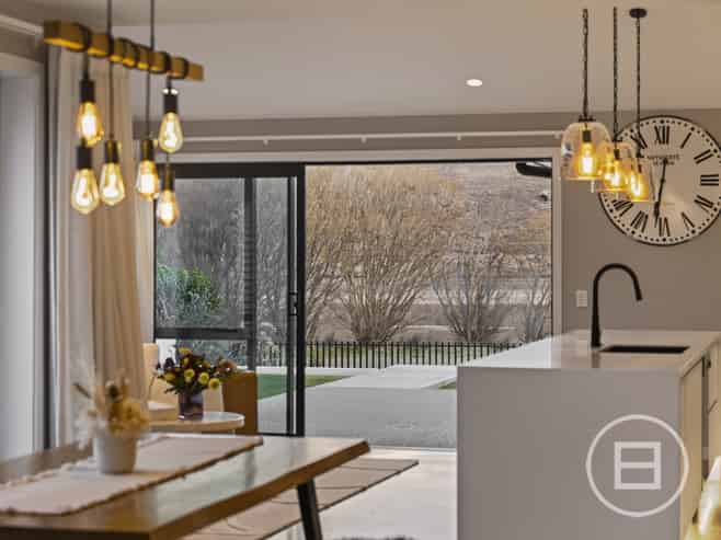 8 Pegasus Court, MOUNT PISA