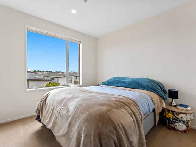 205c/160 Hobsonville Point Road, Hobsonville