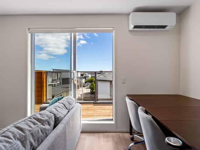 205c/160 Hobsonville Point Road, Hobsonville