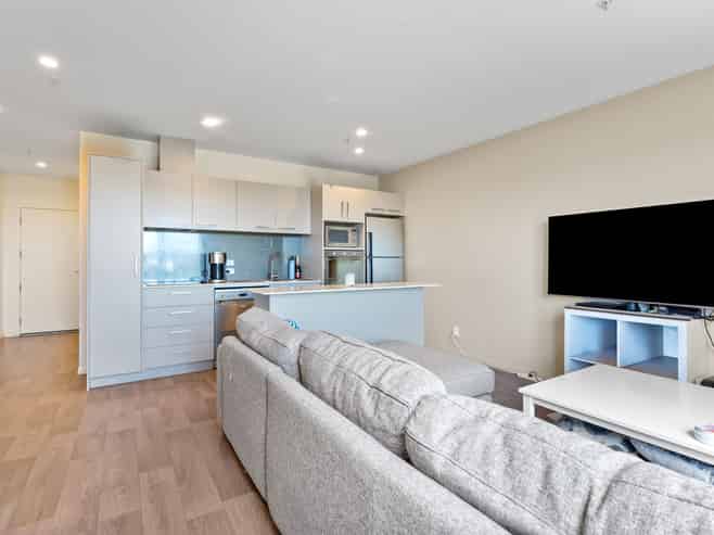 205c/160 Hobsonville Point Road, Hobsonville