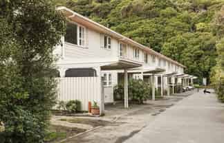 5/371 Muritai Road, Eastbourne