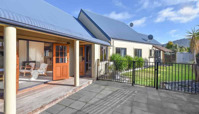31 Hoyte Place, Pukehangi