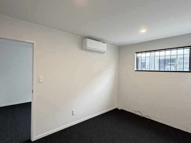 Vacant & Fully Refurbished | Move-In Ready