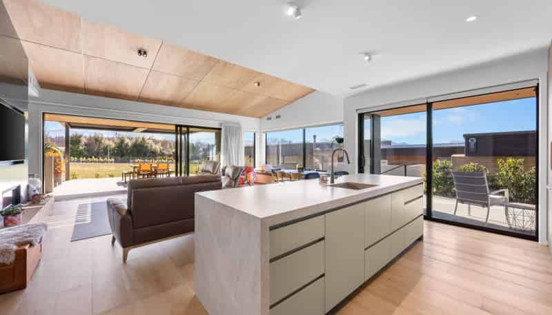 19 Glenbrae Crescent, Wanaka
