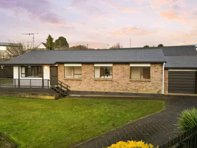 75 Gibson Road, Dinsdale