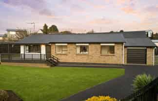 75 Gibson Road, Dinsdale
