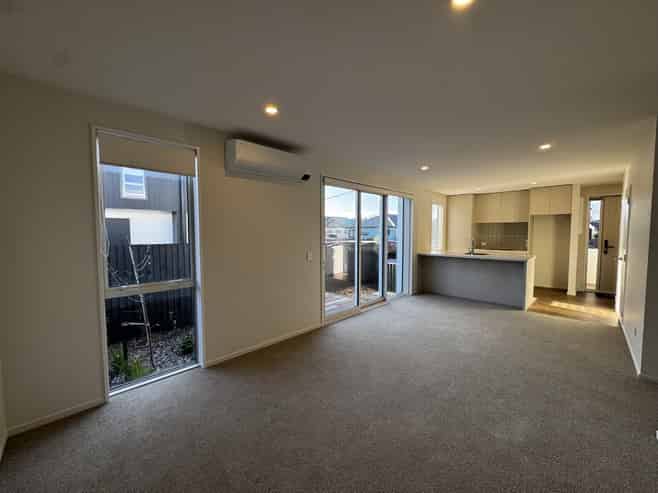1/36 Wyon Street, Linwood