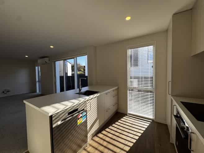1/36 Wyon Street, Linwood