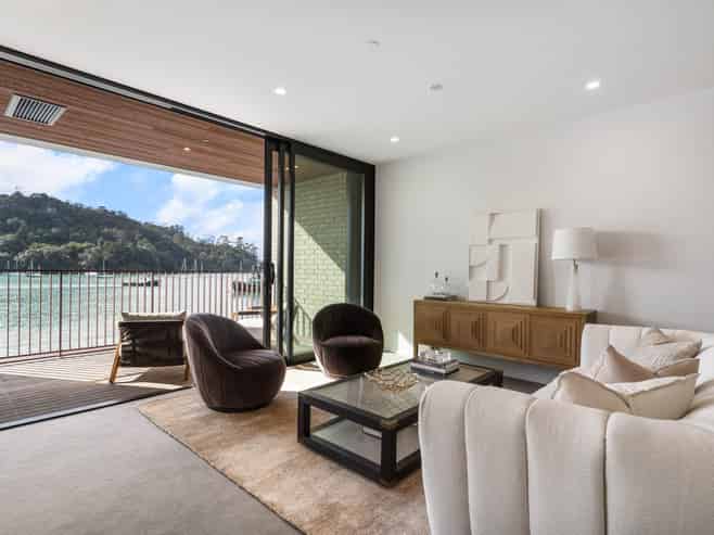 G06/6 Boundary Road, Hobsonville