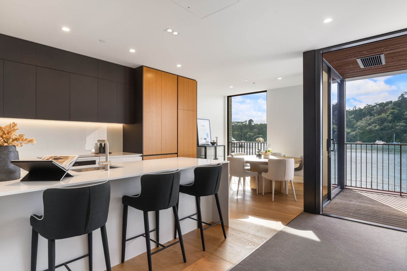 Premium Freehold Living by the Water - Bild 6