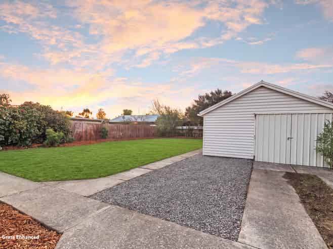 63 Coopers Road, Dallington