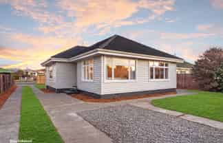 63 Coopers Road, Dallington