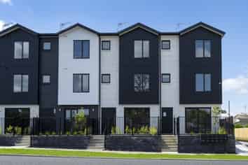 1B/11 Ingram Street, Papakura