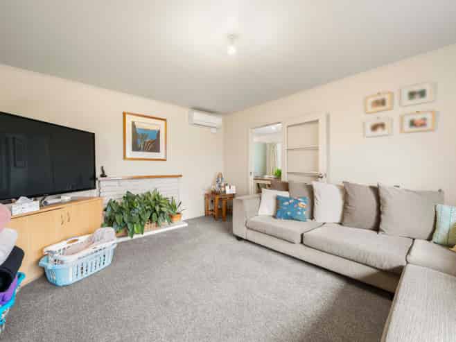 65 Ashton Avenue, Otara