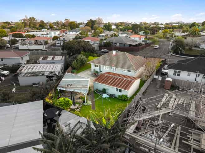 65 Ashton Avenue, Otara