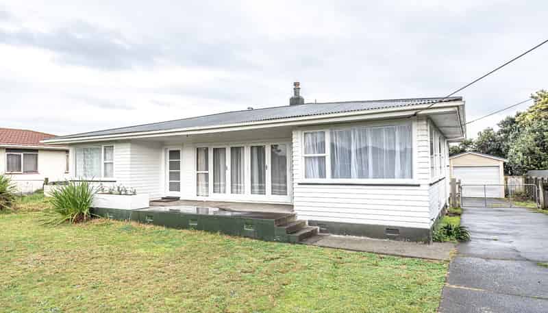7 Cornfoot Street, Castlecliff