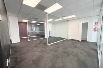 120M² BEAUTIFUL OFFICE FOR LEASE
