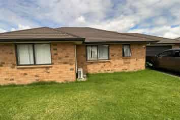 16 Hunua Road, Papakura