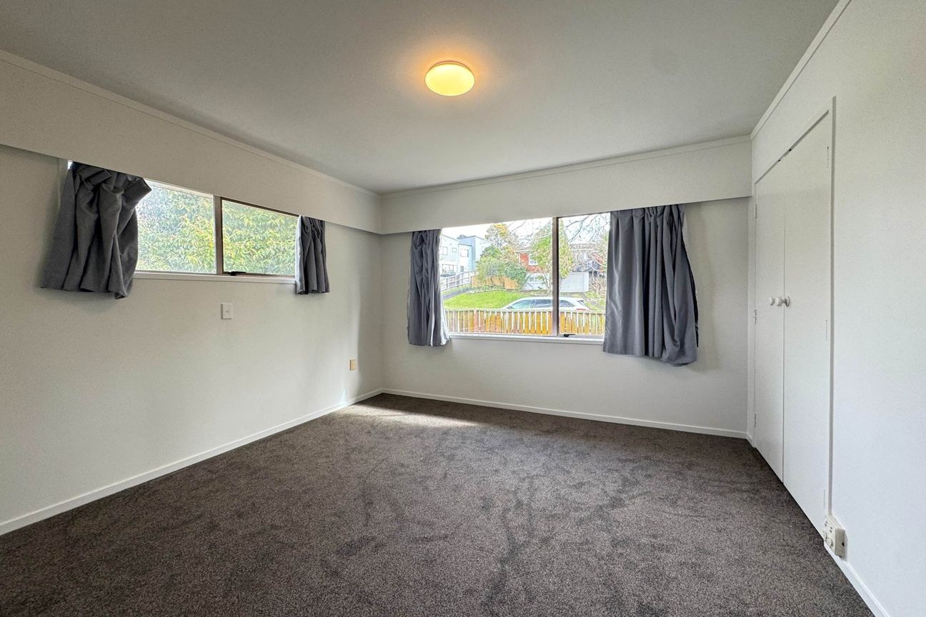 Renovated Three Bedroom Home With A Study Near... - Fler
