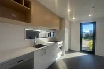 15 Malaga Crescent, Harewood