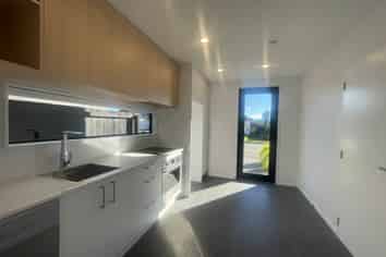 15 Malaga Crescent, Harewood