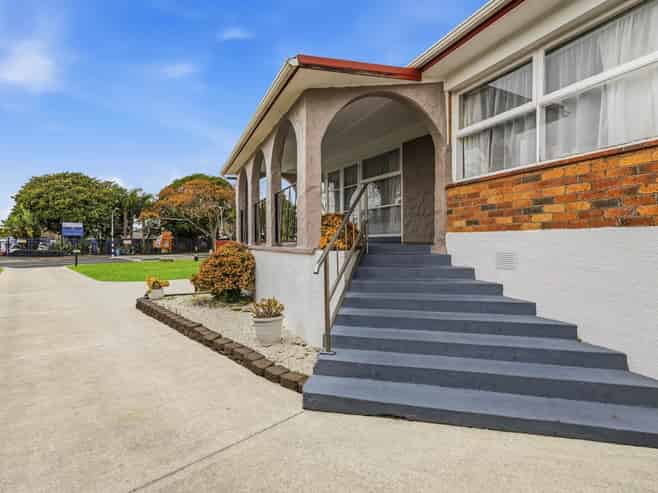 30 McKean Avenue, Manurewa