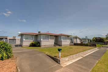 28 Holdsworth Avenue, Milson