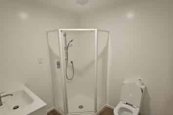 3z/1 Wadier Place, Henderson