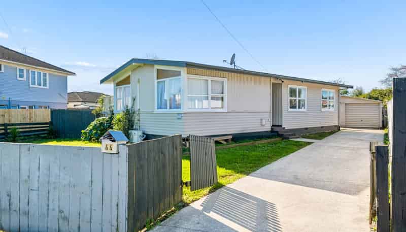 44 Kelvin Road, Papakura