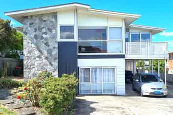 132 Exmouth Road, Northcote