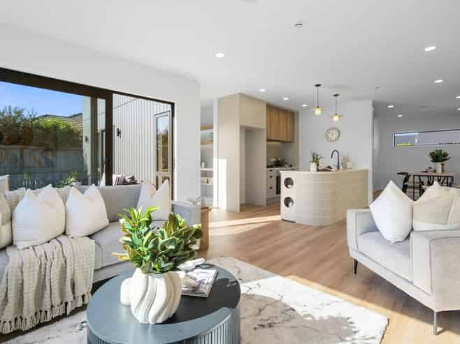 10E Bourke Drive, Cambridge